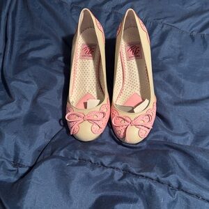 Pin Up Couture Pink and Cream Bow Heels